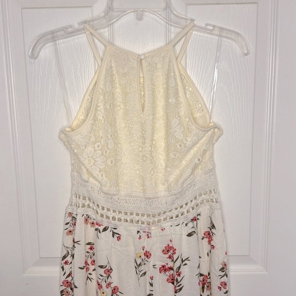 NWOT Juniors Evolutionary Halter Top Maxi Dress - Picture 8 of 9